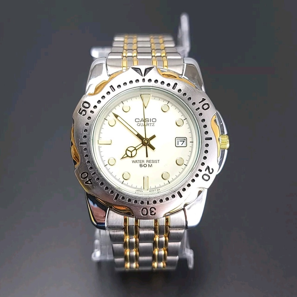 NEW Vintage Casio Mens Watch Silver/Gold with Date Adjust Water‎ Resistant 50M